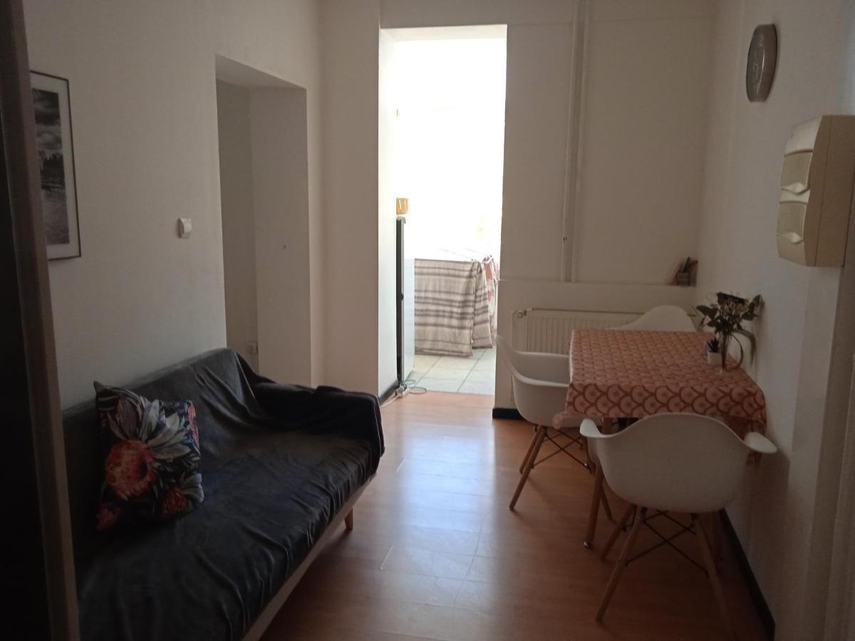Logement Frontiere Du Luxembourg Nilvange Eksteriør bilde